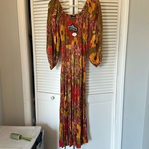 Floral print max dress, new with tags